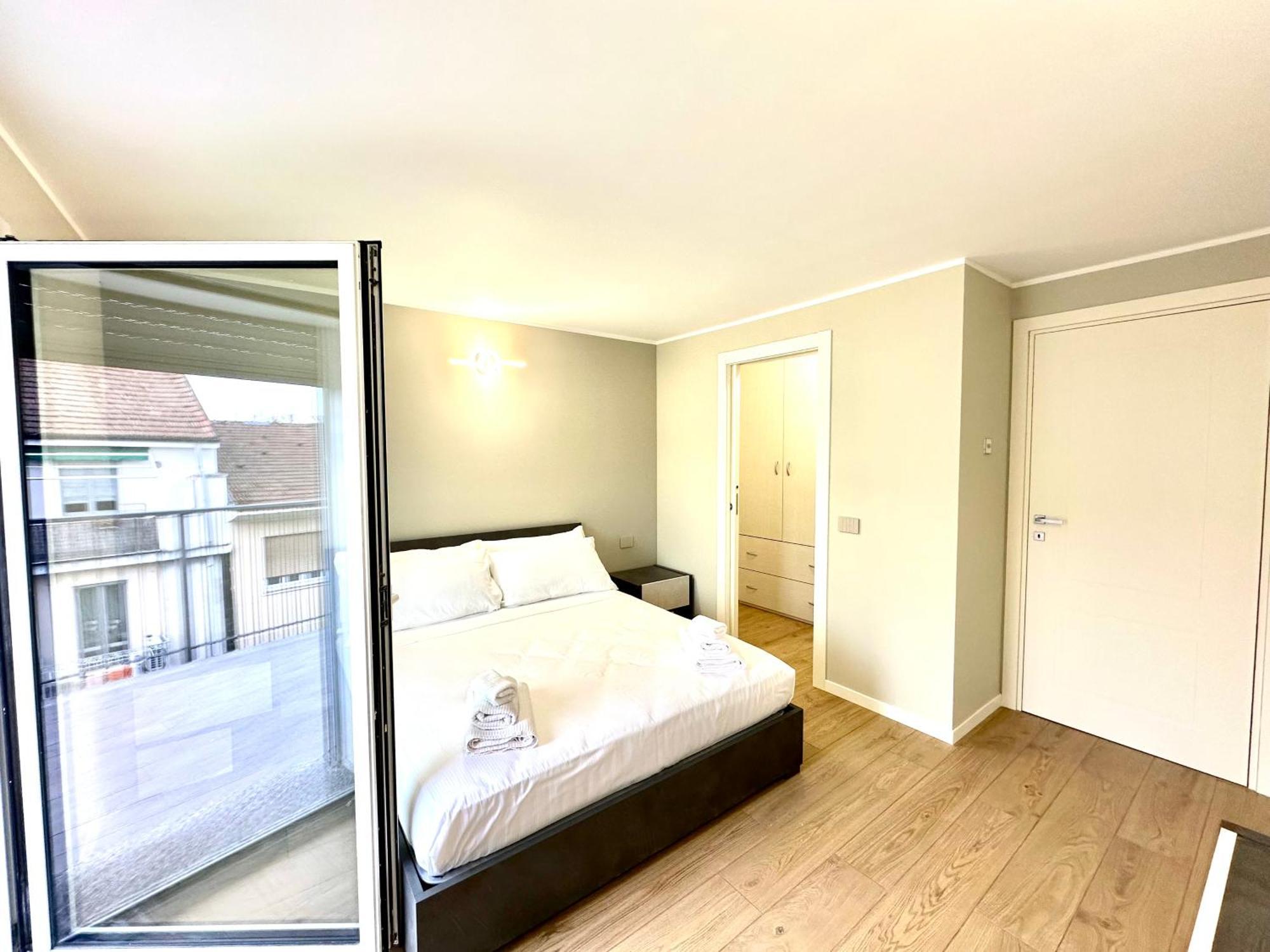 Be-C0 Sempione Luxury Apt ミラノ エクステリア 写真